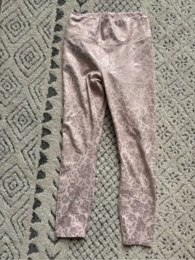 Fabletics Dusty Pink Floral Jacquard Leggings